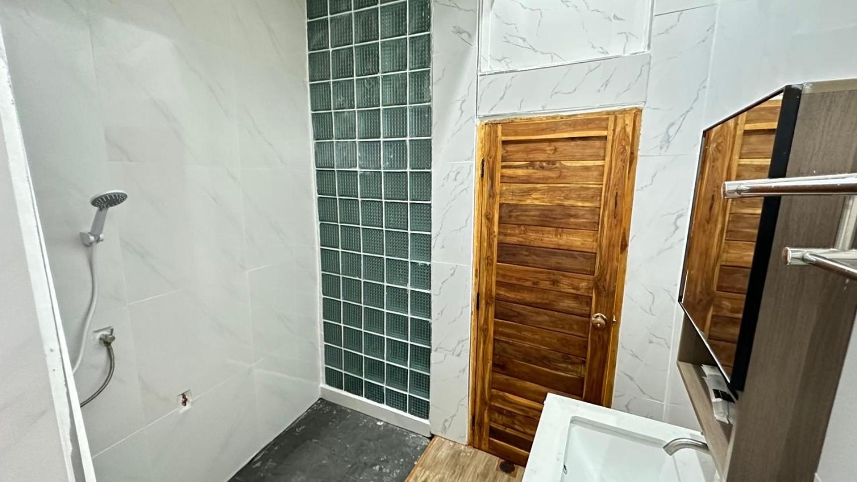 Megun 10 L Apartman Bangkok Kültér fotó