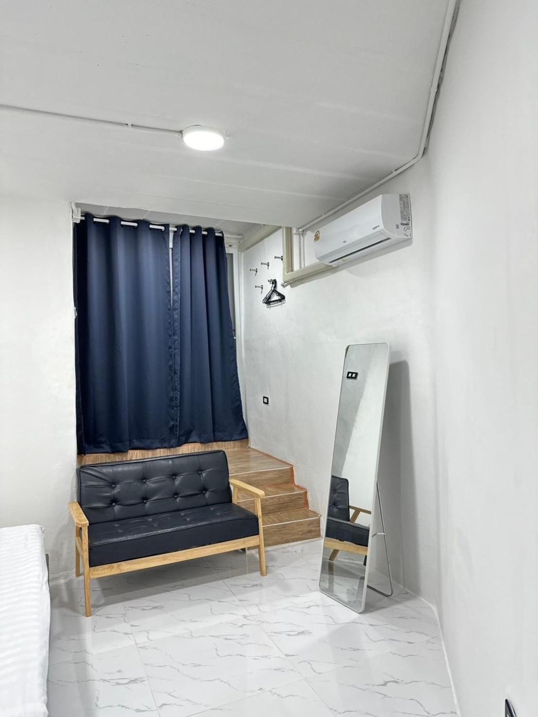 Megun 10 L Apartman Bangkok Kültér fotó